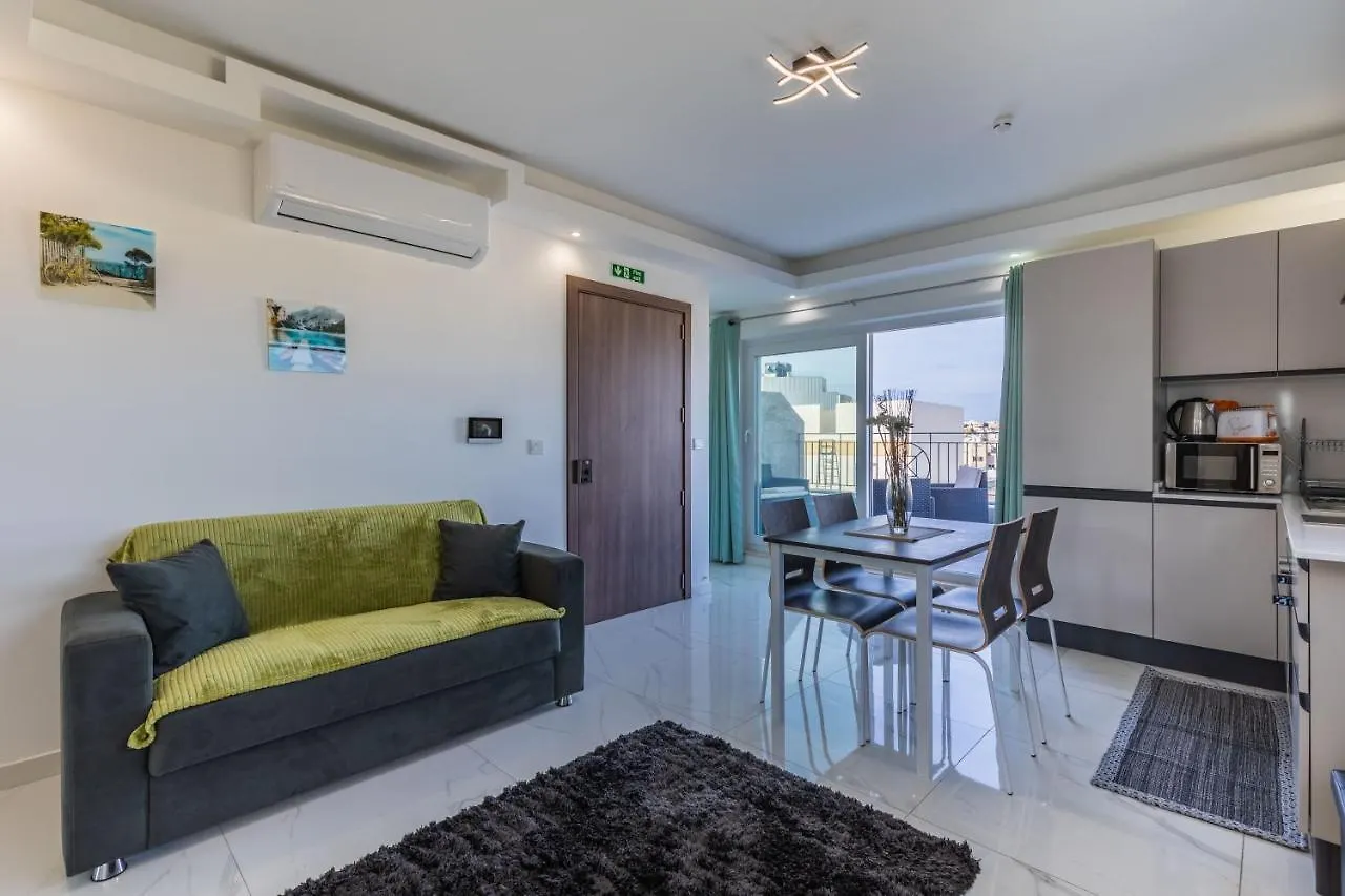 Terrace View- A Charming Two Bedrooms Penthouse Ac-Wifi Msida